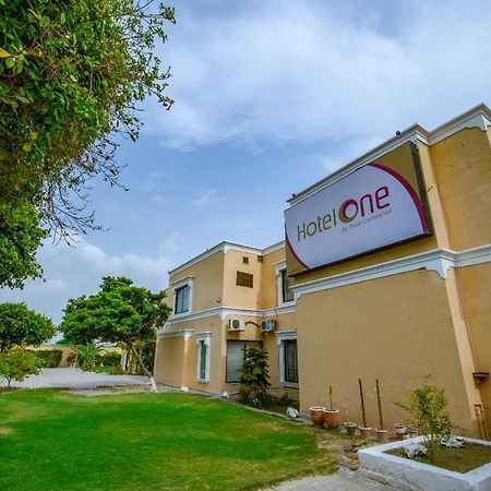 Hotel One Bahawalpur Exterior foto