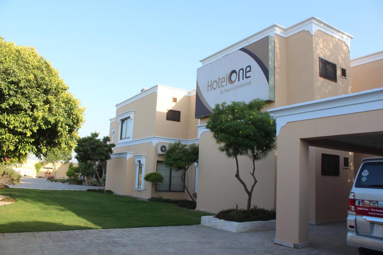 Hotel One Bahawalpur Exterior foto